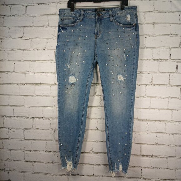 JUDY BLUE SKINNY FIT PEARL STUDDED JEANS WOMENS SIZE 15/32 - Picture 1 of 7